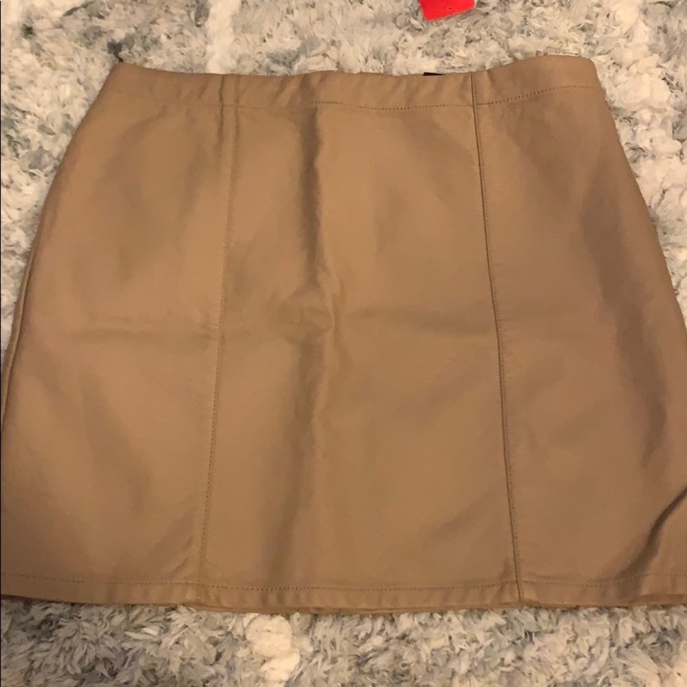 NEW Forever 21 skirt